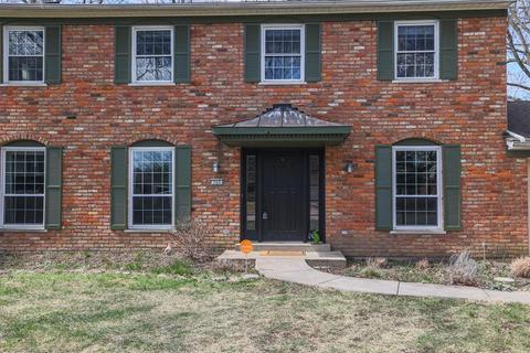 765 Ackley Rd, Cincinnati, OH 45255 photo 2