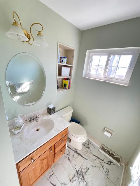 11115 Hanover Rd, Forest Park, OH 45240 photo 17