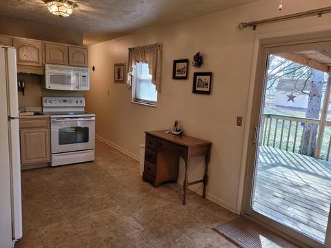 3959 Wilma Ct, Cincinnati, OH 45245 photo 5