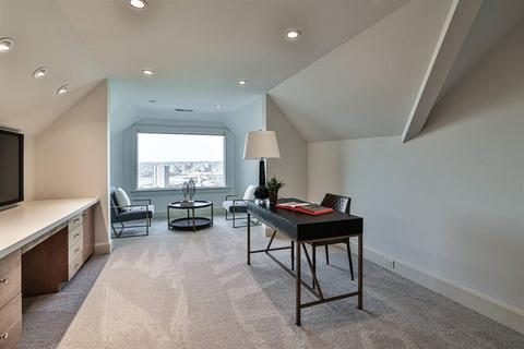 1041 Celestial St, Cincinnati, OH 45202 photo 15