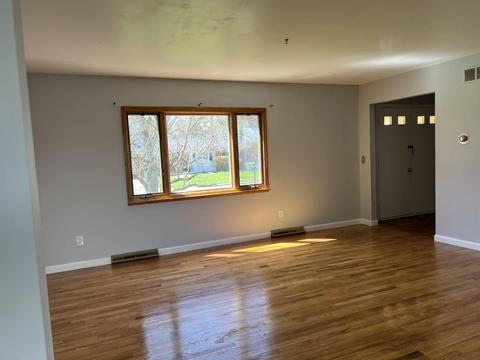 8364 Mockingbird Ln, Cincinnati, OH 45231 photo 2