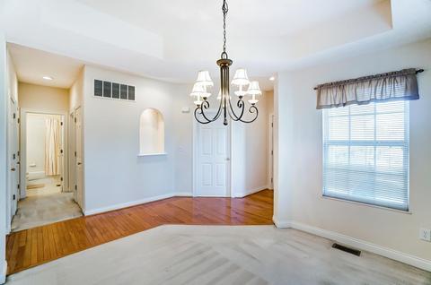 964 Glen Eagle Ct, Cincinnati, OH 45238 photo 6