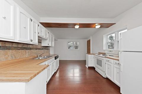 4269 Terrace Dr, Cincinnati, OH 45245 photo 4