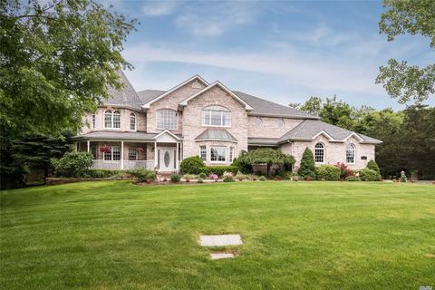 2430 Crest Rd, Cincinnati, OH 45231 photo 1