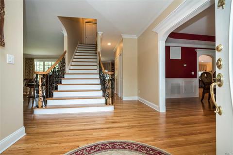 2430 Crest Rd, Cincinnati, OH 45231 photo 5