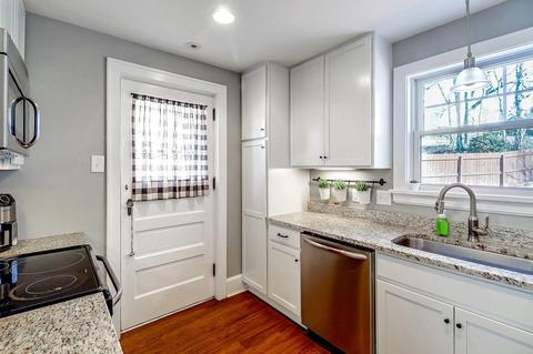 2740 Eugenie Ln, Cincinnati, OH 45211 photo 14