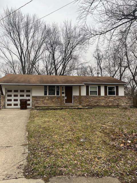1202 Bellune Dr, Cincinnati, OH 45231 photo 1