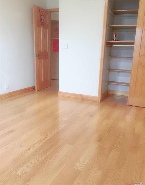 938 Seton Ave, Cincinnati, OH 45205 photo 3