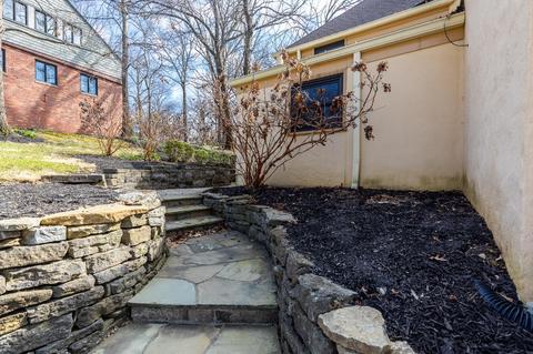 818 Dunore Rd, Cincinnati, OH 45220 photo 18