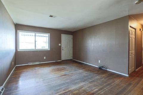2663 Cornwall Dr, Cincinnati, OH 45231 photo 9