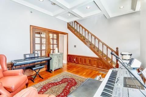 930 Morris St, Cincinnati, OH 45206 photo 12