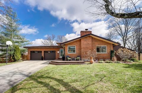8626 Zenith Ct, Cincinnati, OH 45231 photo 2