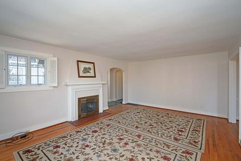 739 Avon Fields Ln, Cincinnati, OH 45229 photo 8