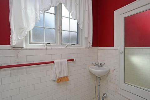 739 Avon Fields Ln, Cincinnati, OH 45229 photo 20