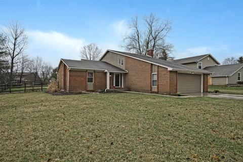 7840 Woodview Ct, Maineville, OH 45039 photo 2