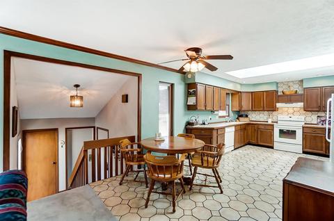 3546 Constitution Ct, Cincinnati, OH 45248 photo 6