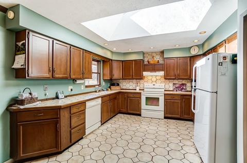 3546 Constitution Ct, Cincinnati, OH 45248 photo 7