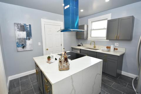 23 Thill St, Cincinnati, OH 45219 photo 10