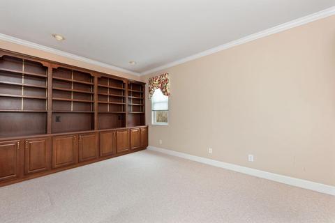 4140 James Dr, Cincinnati, OH 45245 photo 8