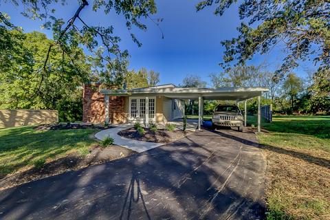 7694 View Place Dr, Cincinnati, OH 45224 photo 2