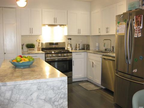 7694 View Place Dr, Cincinnati, OH 45224 photo 9