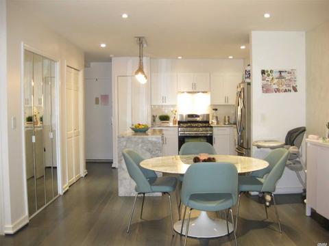 7694 View Place Dr, Cincinnati, OH 45224 photo 4