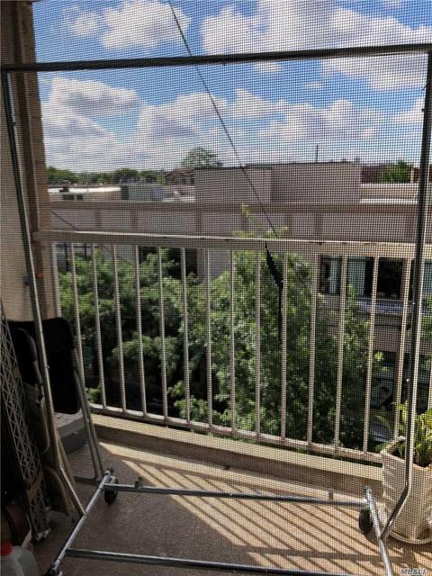5504 Cleander Dr, Cincinnati, OH 45238 photo 12