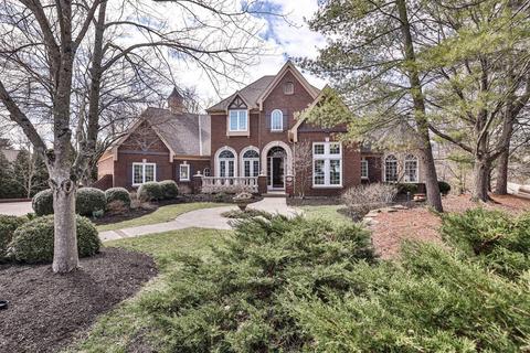 7854 Bicentennial Pl, Montgomery, OH 45249 photo 4