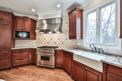 7854 Bicentennial Pl, Montgomery, OH 45249 photo 22