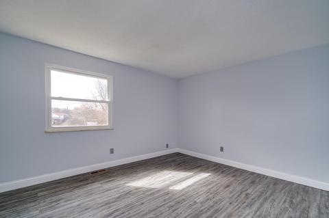 967 Holderness Ln, Forest Park, OH 45240 photo 16