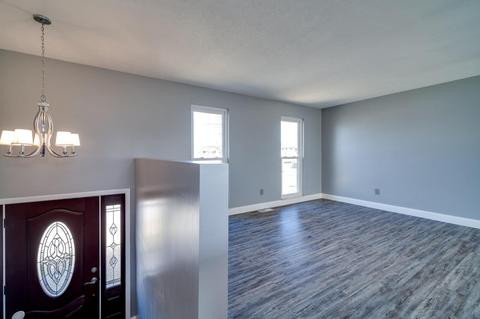 967 Holderness Ln, Forest Park, OH 45240 photo 5