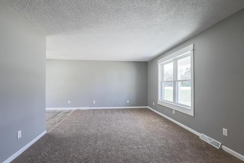 427 Bourbon St, Blanchester, OH 45107 photo 7