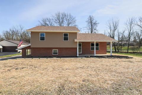 427 Bourbon St, Blanchester, OH 45107 photo 4