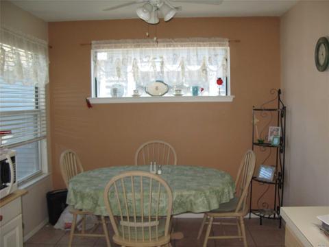 427 Bourbon St, Blanchester, OH 45107 photo 9