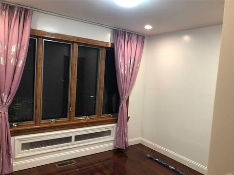 101 Junedale Dr, Greenhills, OH 45218 photo 5