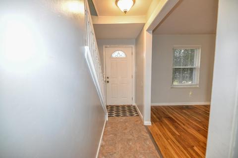 809 Holyoke Dr, Forest Park, OH 45240 photo 3