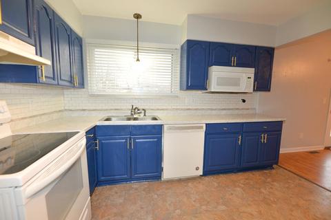 809 Holyoke Dr, Forest Park, OH 45240 photo 5