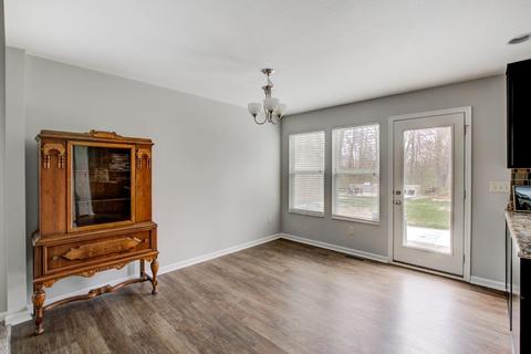 492 Harrison Woods Ct, Cincinnati, OH 45244 photo 9