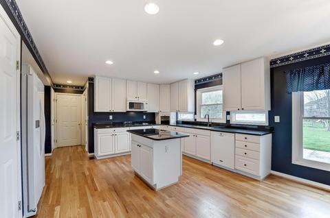 7275 Windsor Park Dr, Maineville, OH 45039 photo 11