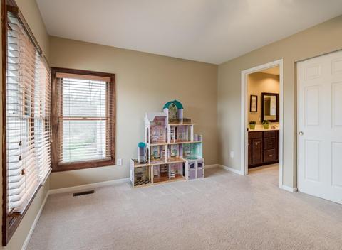 587 Ridgestone Dr, Cincinnati, OH 45255 photo 23