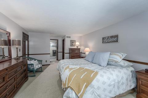 5402 Cherrybend Dr, Cincinnati, OH 45247 photo 38