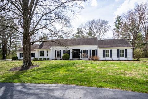 6882 Drake Rd, Cincinnati, OH 45243 photo 1