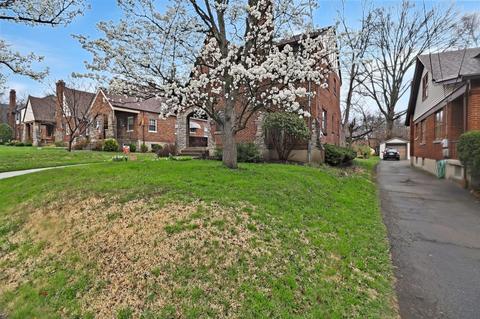 1510 Wittekind Ter, Cincinnati, OH 45224 photo 8