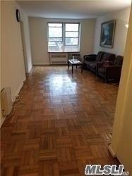 9840 Pippin Rd, Cincinnati, OH 45231 photo 5