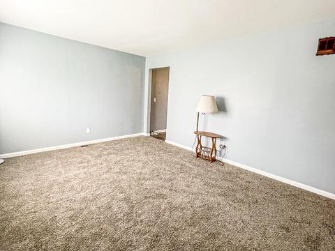 1978 Roosevelt Ave, Cincinnati, OH 45240 photo 3
