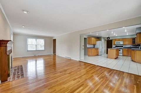 6046 Trowbridge Dr, Cincinnati, OH 45241 photo 4