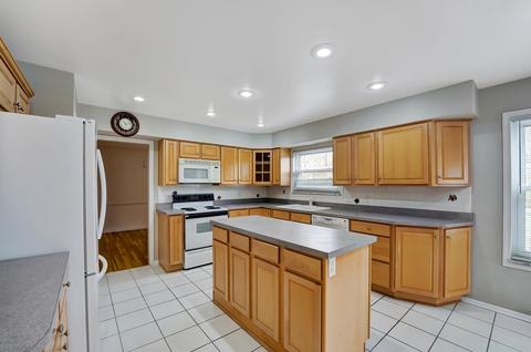 6046 Trowbridge Dr, Cincinnati, OH 45241 photo 8