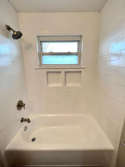 1629 Hilltree Dr, Cincinnati, OH 45255 photo 14
