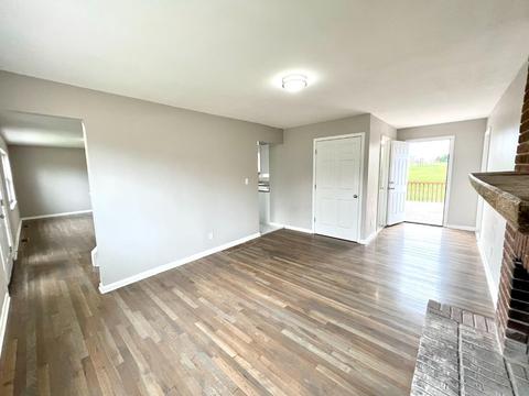 1629 Hilltree Dr, Cincinnati, OH 45255 photo 9
