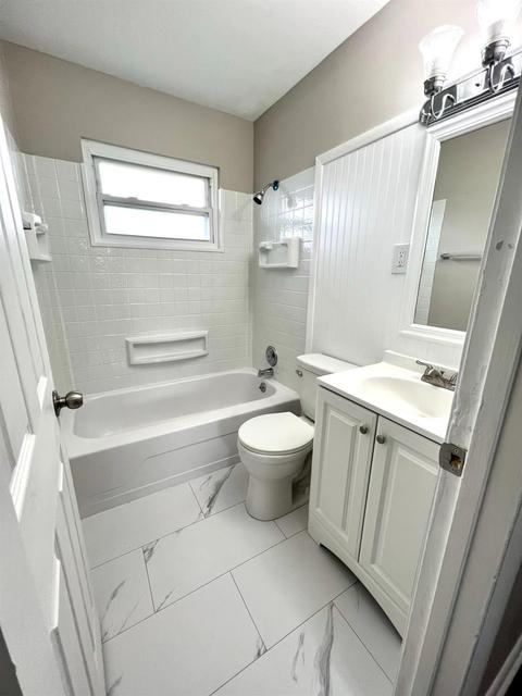 1629 Hilltree Dr, Cincinnati, OH 45255 photo 16